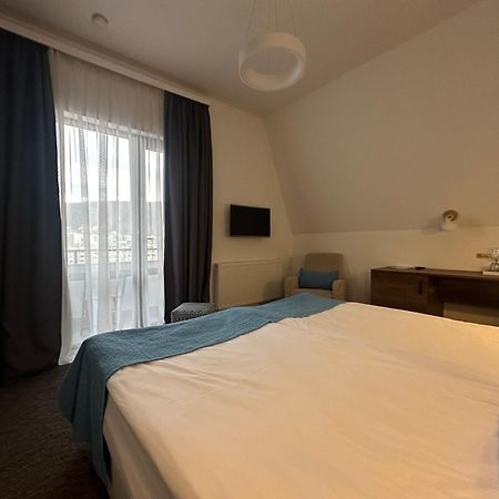 Alliance Hotel Tbilisi Exteriör bild