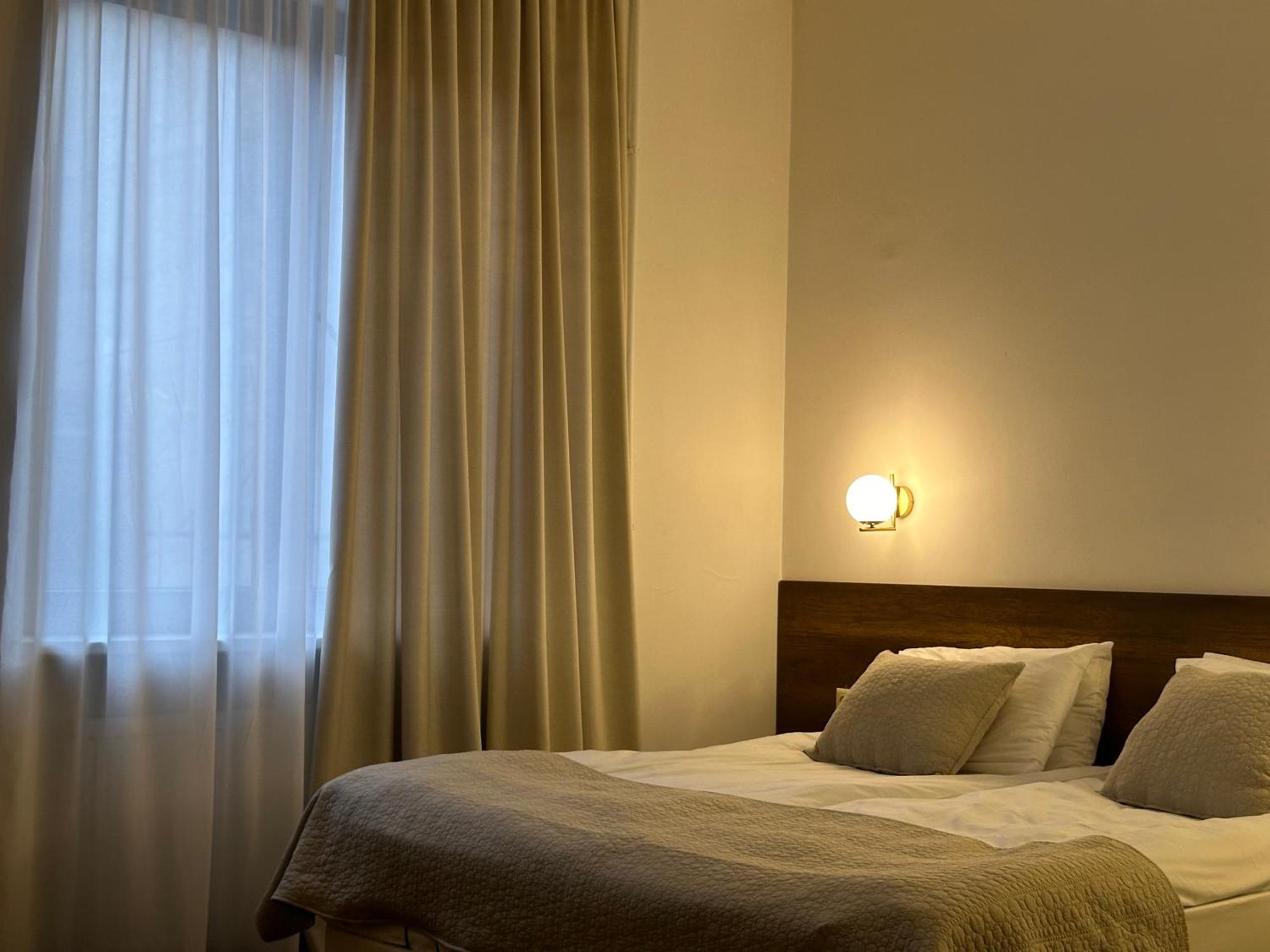 Alliance Hotel Tbilisi Exteriör bild